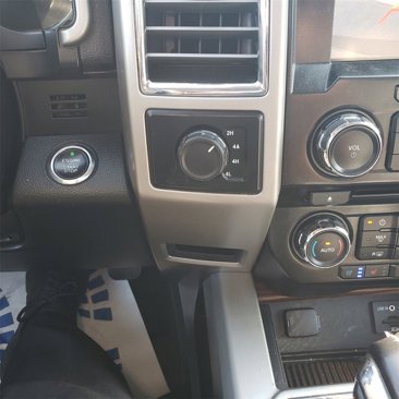 Used 2015 Ford F150 Lariat image 13