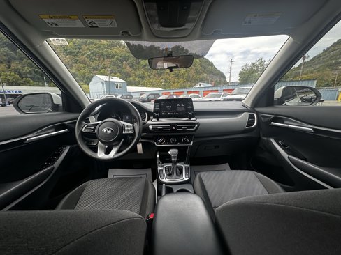 Used 2021 Kia Seltos LX image 6