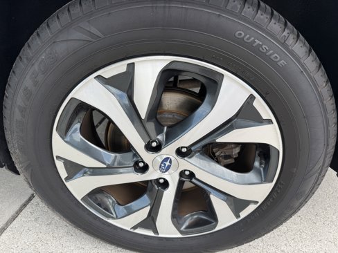 Used 2021 Subaru Outback Limited image 35