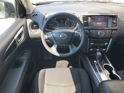 Used 2019 Nissan Pathfinder S image 28