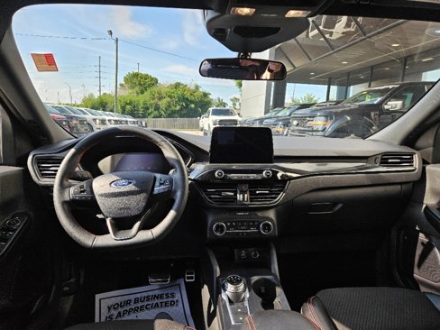 Used 2024 Ford Escape ST-Line image 18