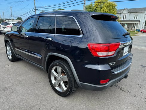 Used 2011 Jeep Grand Cherokee Limited w/ Luxury Group II image 9