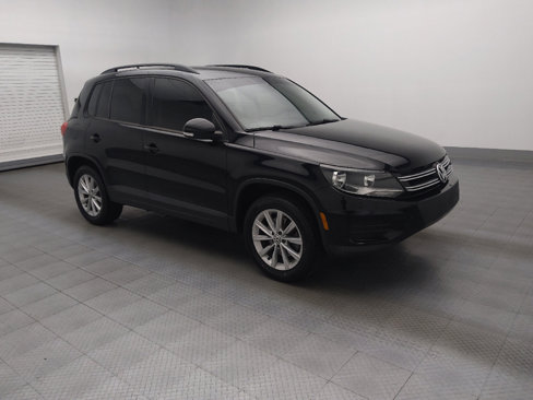 Used 2017 Volkswagen Tiguan Limited w/ Premium Package image 11