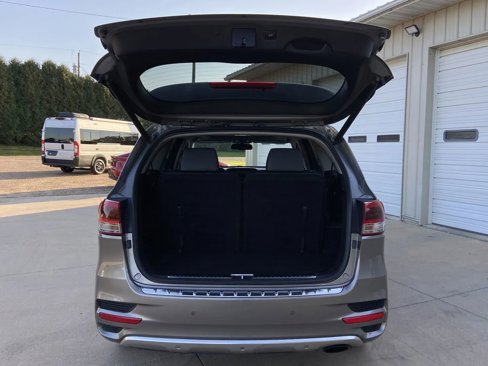 Used 2017 Kia Sorento SX image 26
