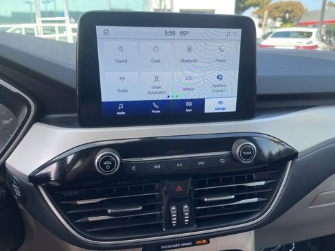 Used 2020 Ford Escape SE image 21