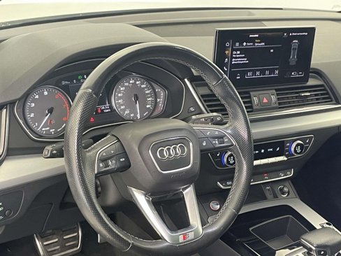 Used 2021 Audi SQ5 Premium w/ Convenience Package image 4
