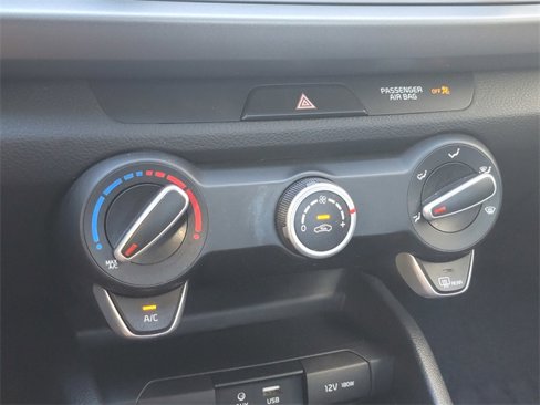 Used 2020 Kia Rio LX image 24