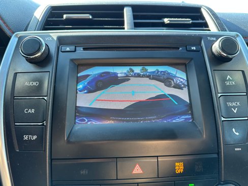Used 2017 Toyota Camry SE image 17