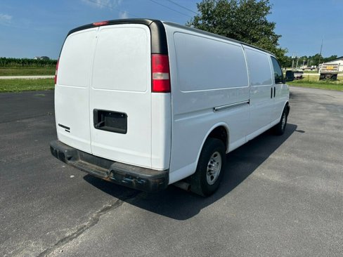 Used 2014 Chevrolet Express 3500 Extended image 5