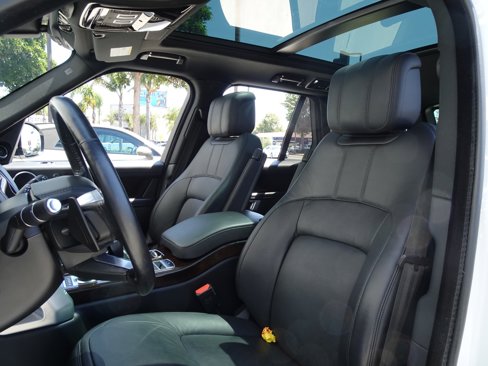 Used 2022 Land Rover Range Rover Westminster Edition image 13