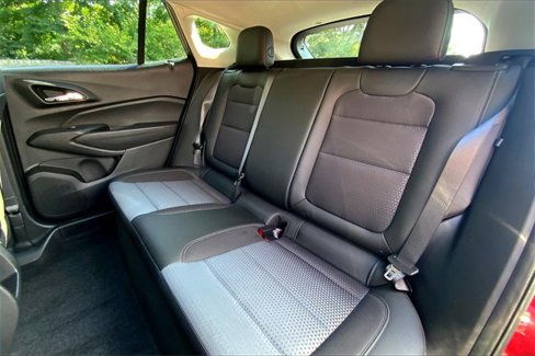 Used 2024 Chevrolet Trax LT w/ Driver Confidence Package image 25