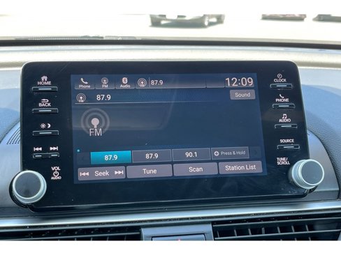 Used 2018 Honda Accord Sport image 24