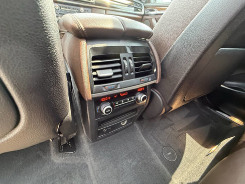 Used 2015 BMW X5 xDrive35d image 23