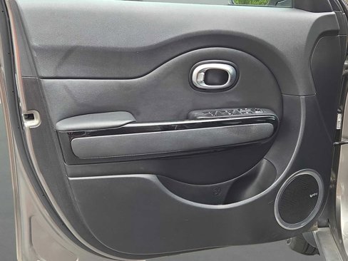 Used 2016 Kia Soul + w/ Audio Package image 19