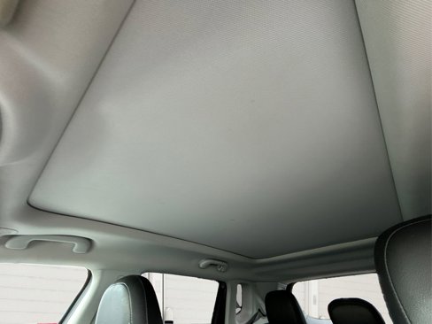 Used 2021 Jeep Compass Latitude w/ Sun and Sound Group image 18
