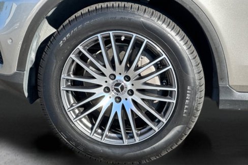 Used 2020 Mercedes-Benz GLC 300 4MATIC image 34