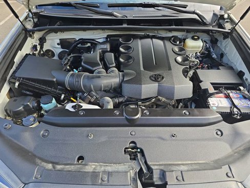Used 2018 Toyota 4Runner SR5 image 36