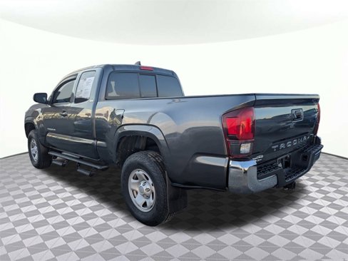Used 2021 Toyota Tacoma SR5 image 4