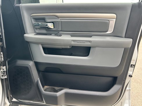 Used 2017 RAM 2500 Big Horn image 12