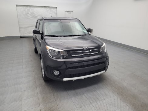 Used 2018 Kia Soul + image 14