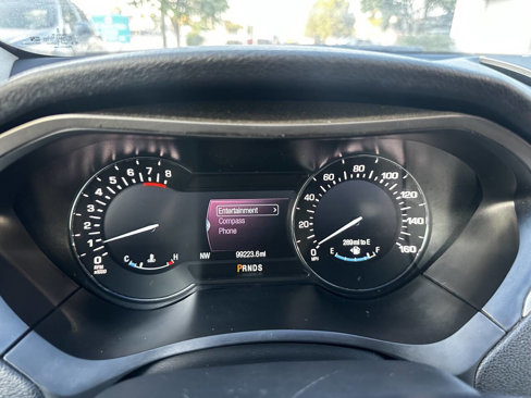 Used 2016 Lincoln MKZ image 25