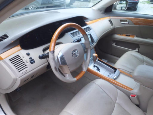 Used 2007 Toyota Avalon Limited image 13