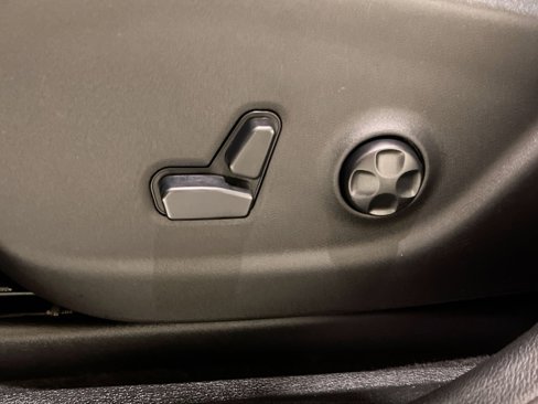 Used 2020 Jeep Cherokee High Altitude image 24