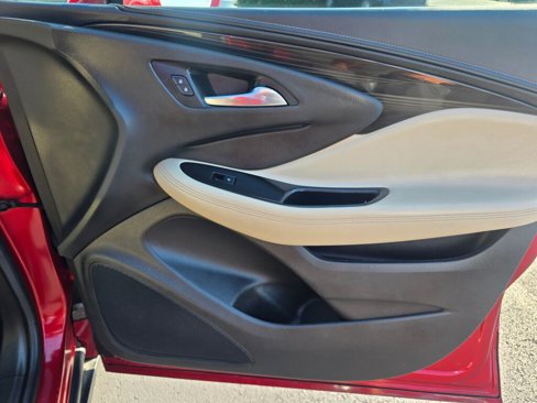 Used 2019 Buick Envision Essence image 46