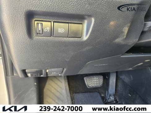Used 2019 Toyota RAV4 XLE image 18