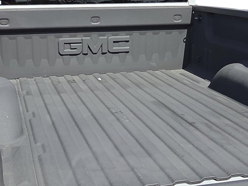 Used 2018 GMC Sierra 1500 SLT w/ All Terrain Package image 8