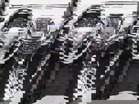 Used 2023 Chevrolet Equinox LT image 16