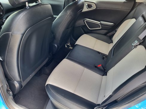 Used 2023 Kia Soul GT-Line image 17