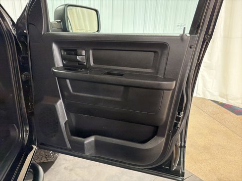 Used 2016 RAM 1500 Express w/ Black Ram 1500 Express Group image 21