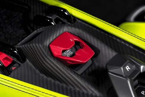 Used 2024 Lamborghini Revuelto image 30