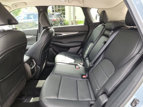 Used 2022 INFINITI QX50 Luxe image 16