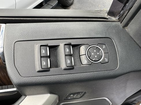 Used 2020 Ford F150 Lariat w/ Equipment Group 502A Luxury image 19