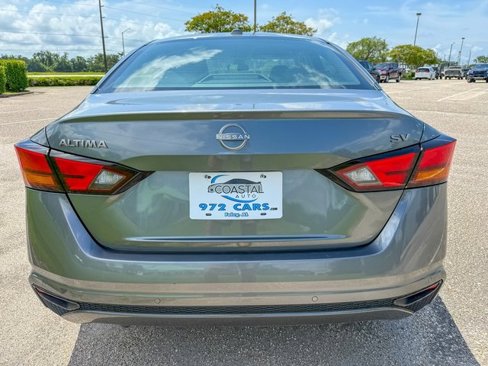 Used 2023 Nissan Altima 2.5 SV image 3