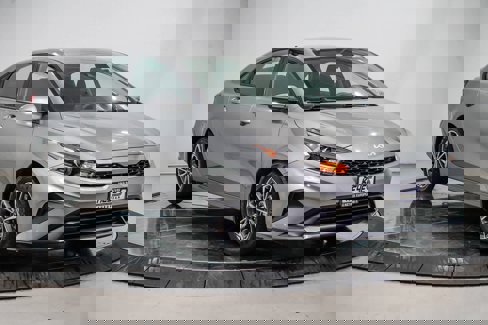 Used 2023 Kia Forte LXS image 5