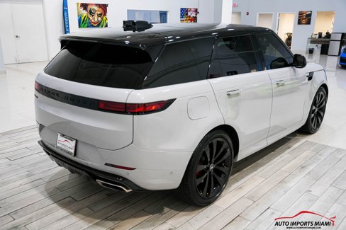 Used 2024 Land Rover Range Rover Sport Dynamic SE image 22