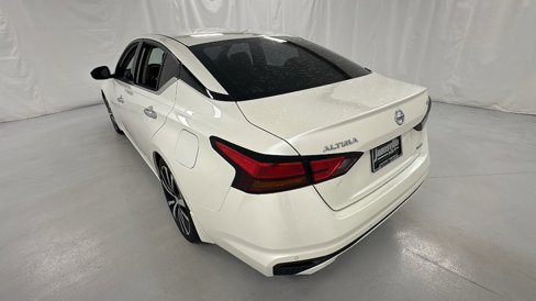 Used 2020 Nissan Altima 2.0 Platinum image 5