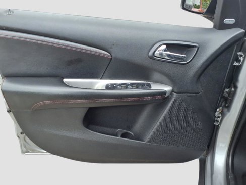 Used 2019 Dodge Journey GT image 12