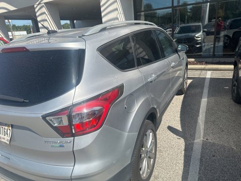 Used 2017 Ford Escape Titanium image 4
