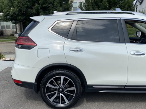Used 2019 Nissan Rogue SL w/ Premium Package image 6