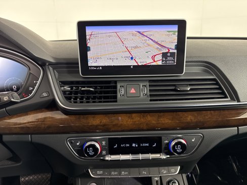 Used 2019 Audi Q5 2.0T Premium Plus w/ Premium Plus Package image 16
