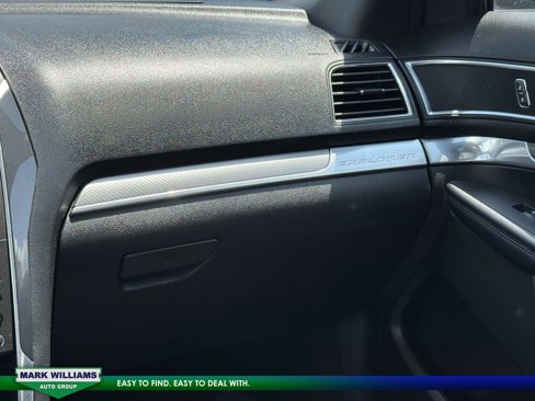 Used 2017 Ford Explorer Sport image 14