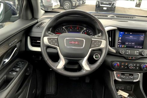 Certified 2022 GMC Terrain SLT w/ Infotainment Package II image 4
