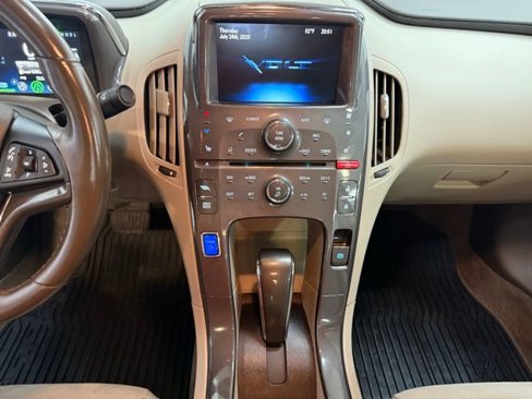 Used 2015 Chevrolet Volt Premium w/ Premium Trim Package image 12