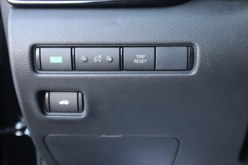 New 2025 Nissan Sentra SV w/ Trunk Package image 32