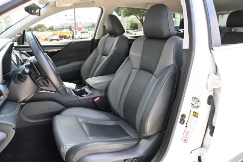 Used 2020 Subaru Outback Onyx Edition XT w/ Popular Package #2 image 16