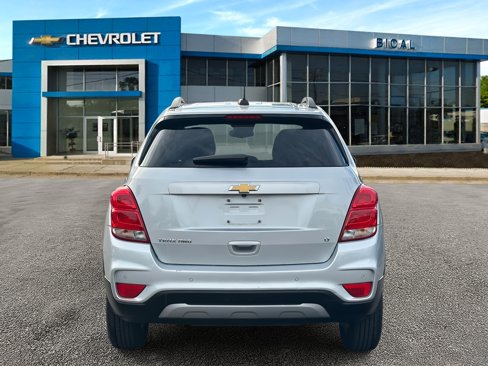 Used 2019 Chevrolet Trax LT w/ Driver Confidence Package image 6